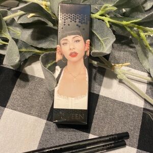 Qveen partners in crime lip liner duo spray tan +sos